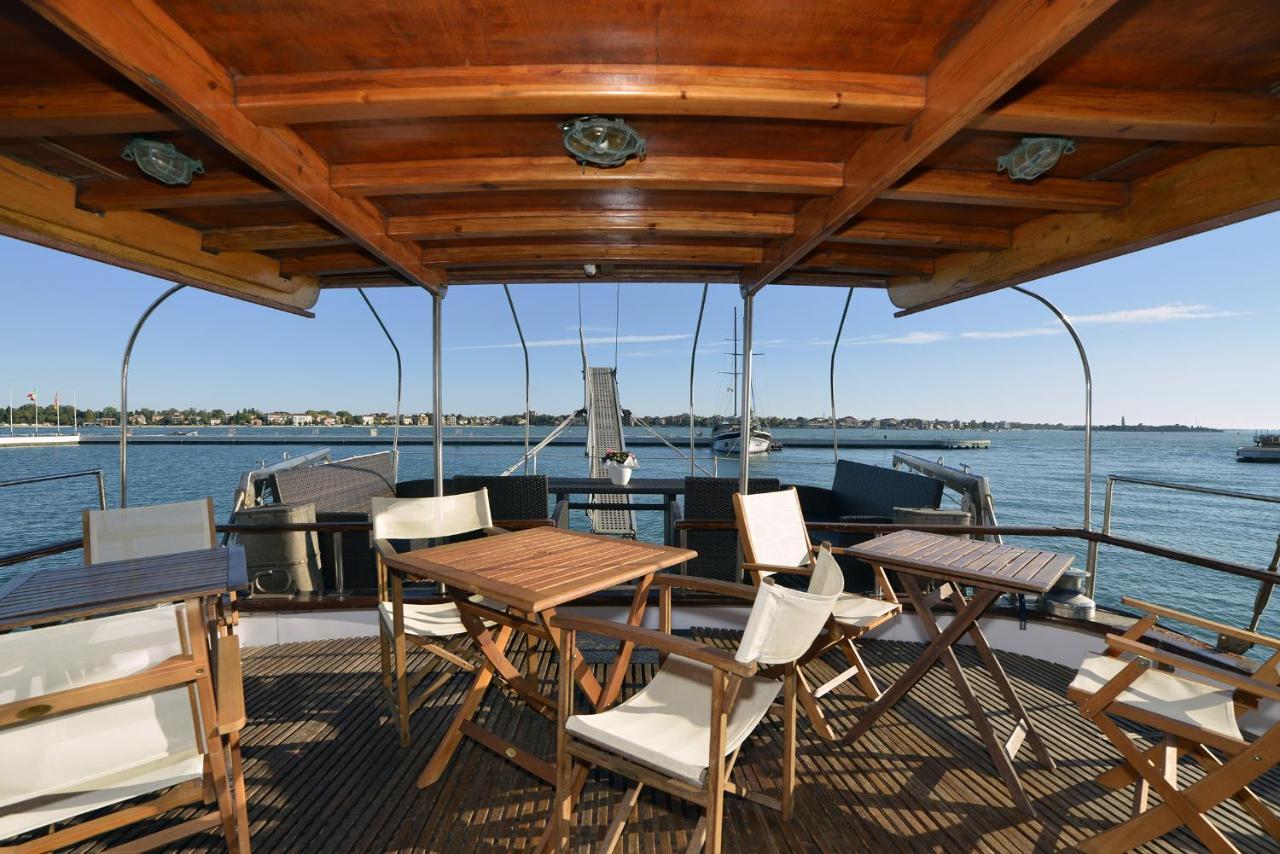 Готель Venezia Boat & Breakfast Caicco Freedom Екстер'єр фото